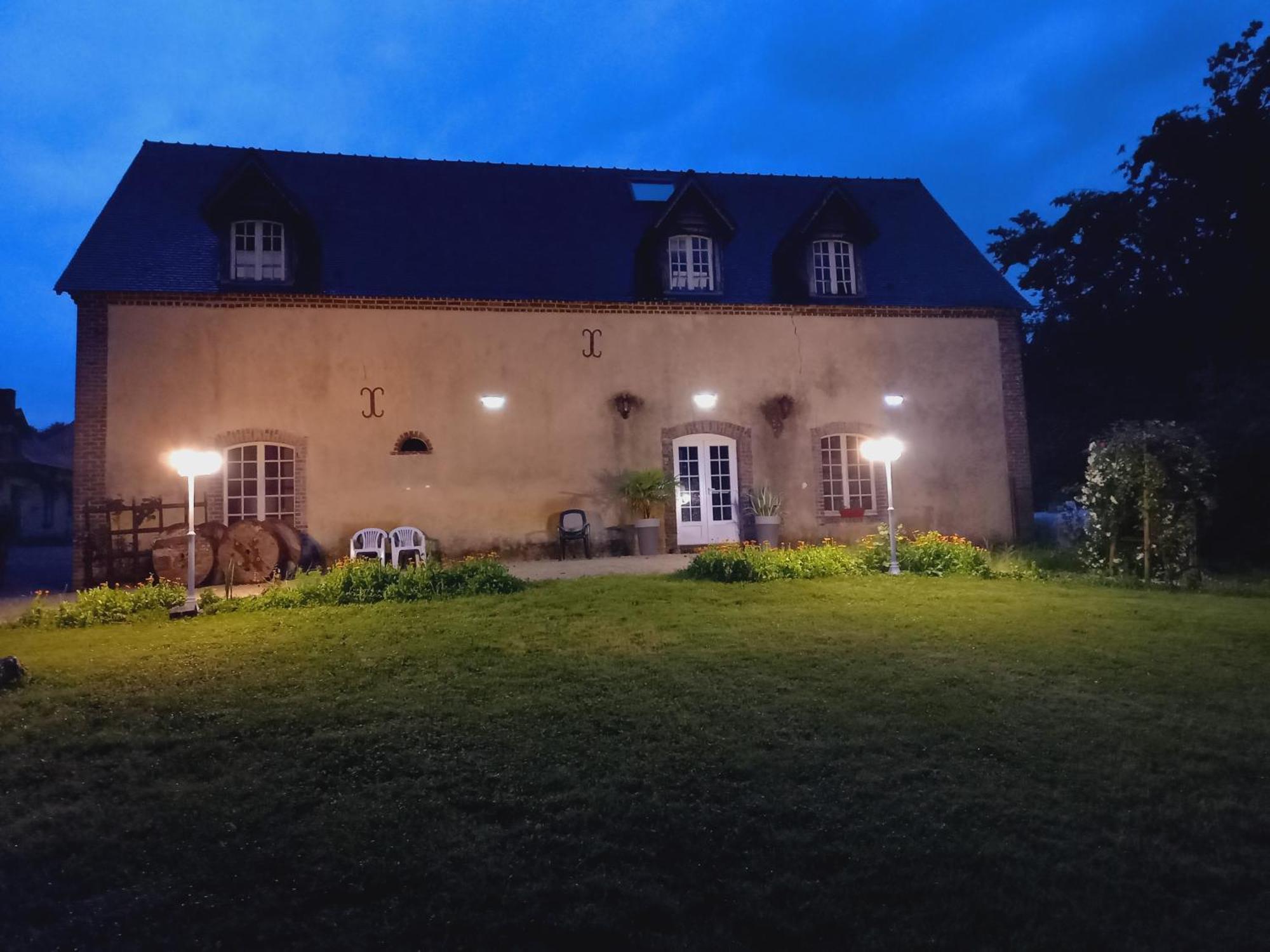 Gite Des Etangs De Beaulieu Le Plessis-Dorin Exterior foto